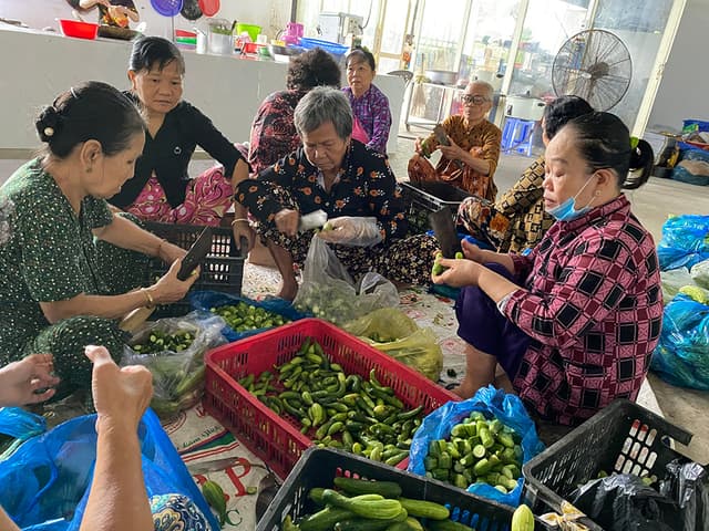 Tin vui Ấm lòng quán ăn 0 đồng